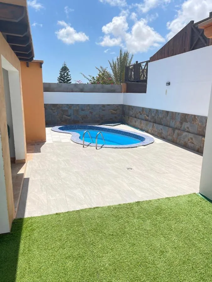 Casa Aleri contacts